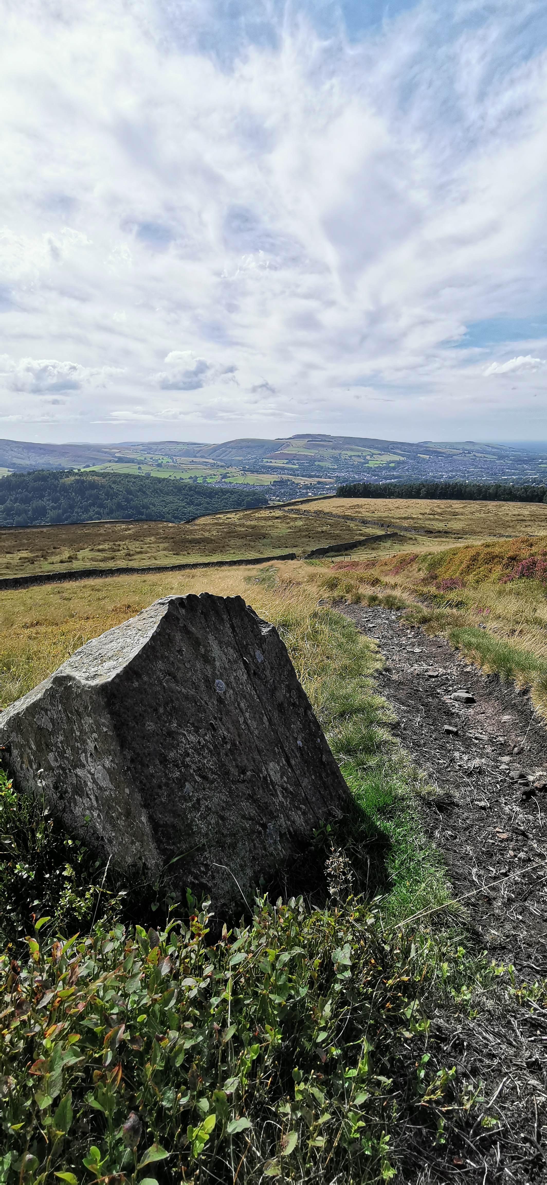 Photo taken between Glossop Low Cabin and Glossop Circular