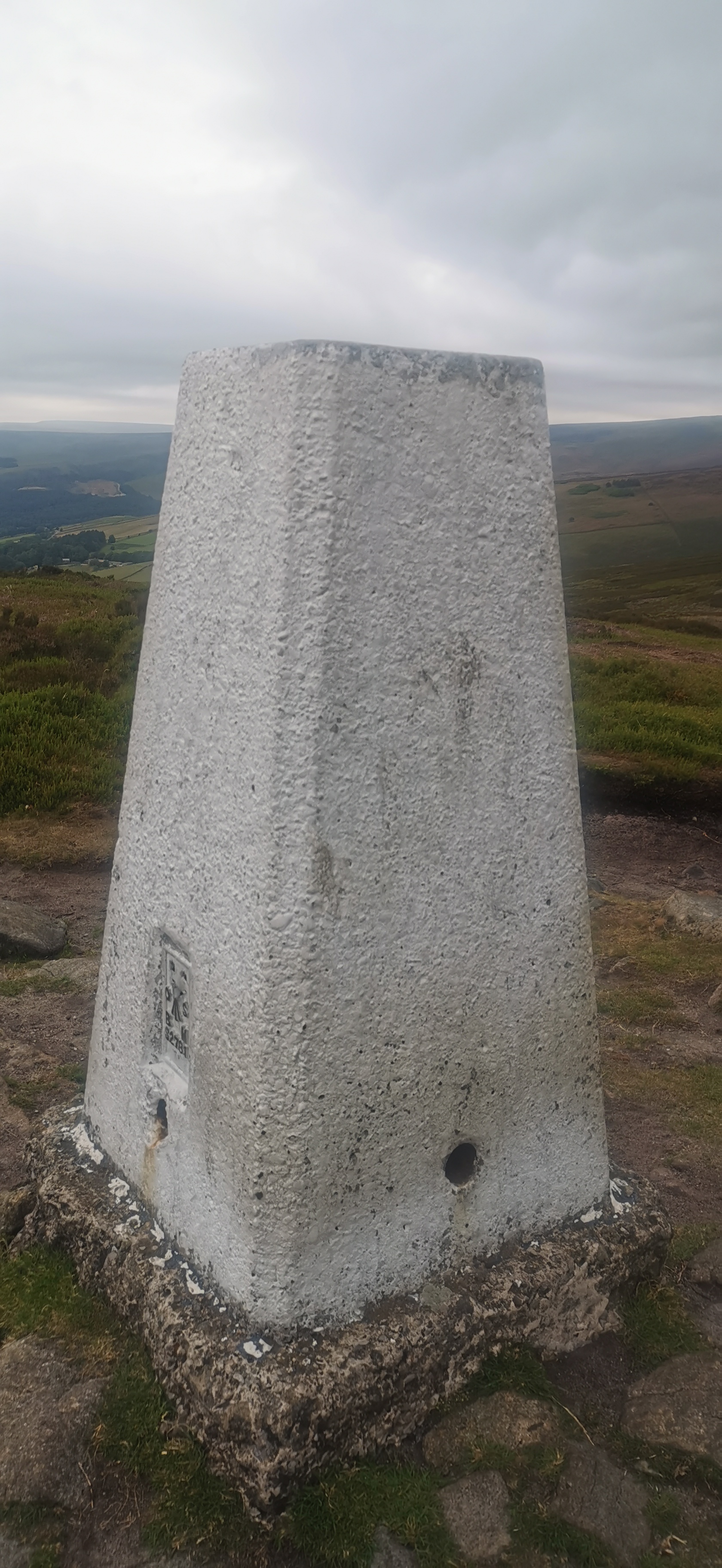 Photo taken between Glossop Circular and Harry Hut